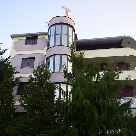 Hotel Deja Tirana Zewnętrze zdjęcie