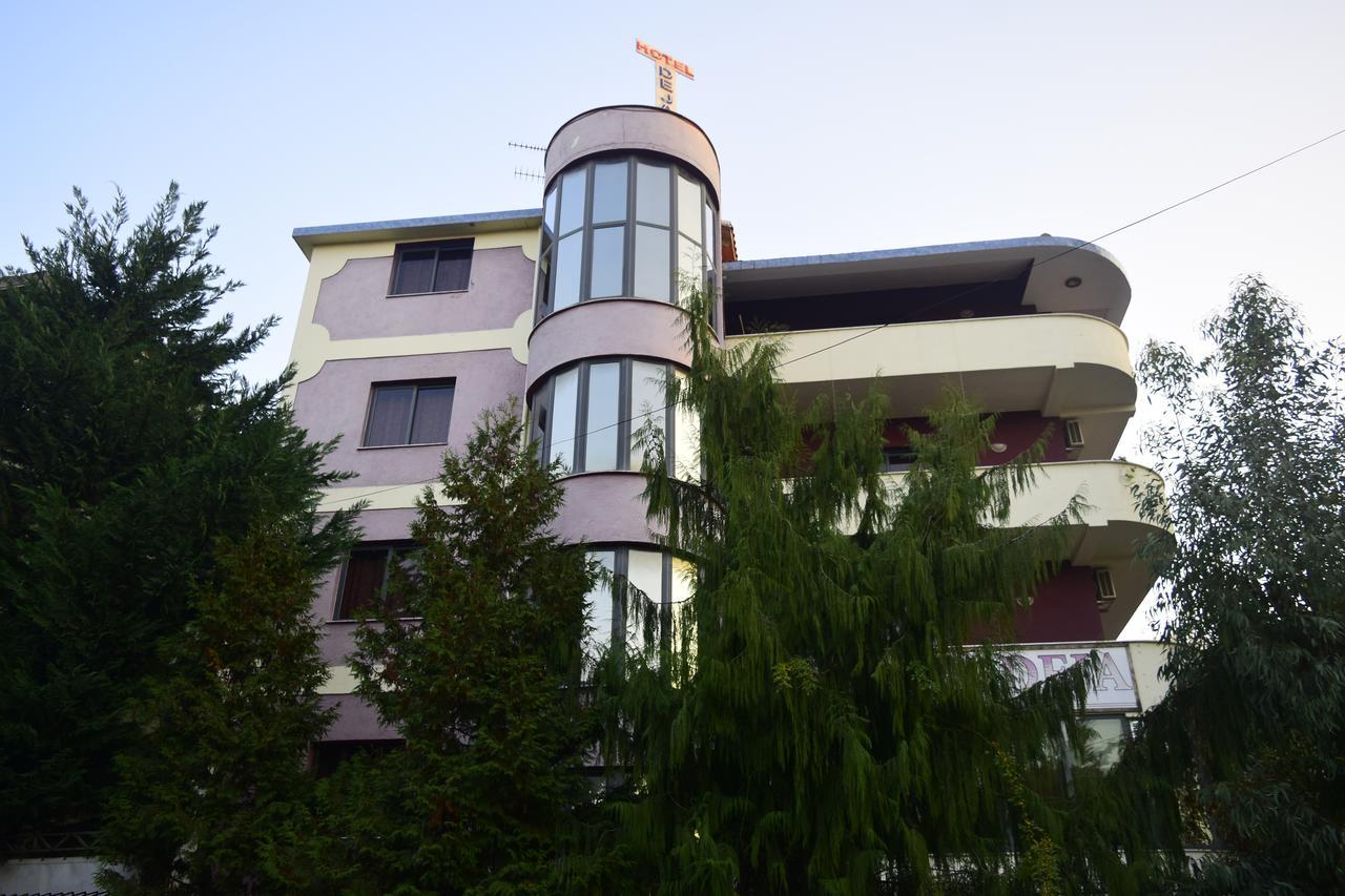Hotel Deja Tirana Zewnętrze zdjęcie